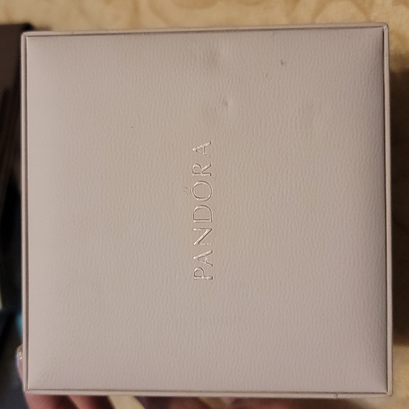 Pandora Watch Box - Picture 1 of 3